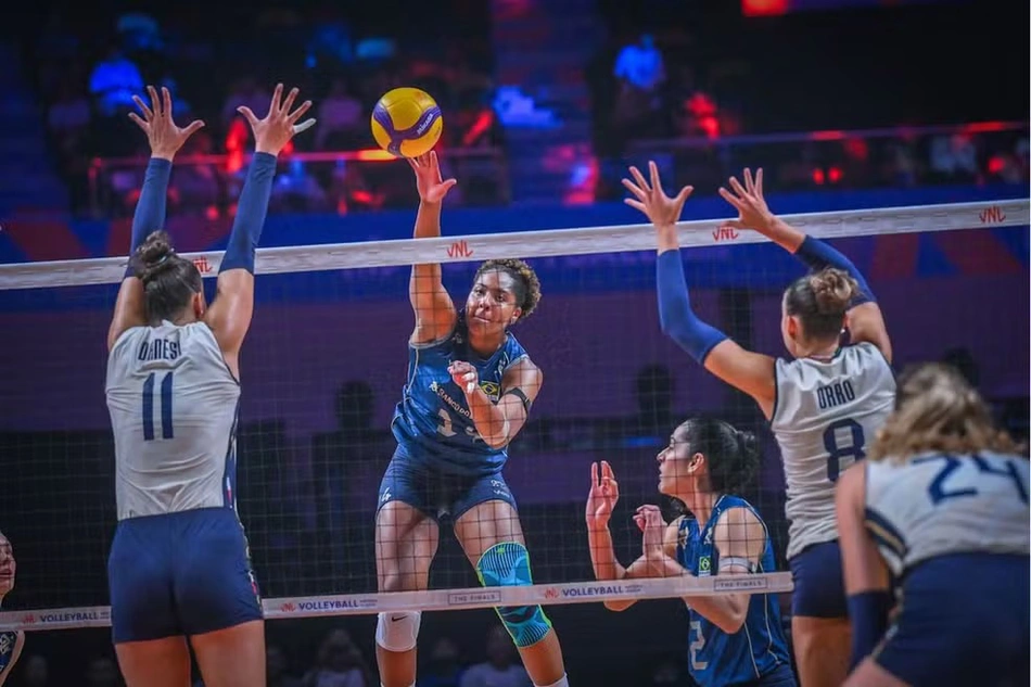 Brasil vence Itália no tie-break e avança à final da Liga das Nações Feminina
