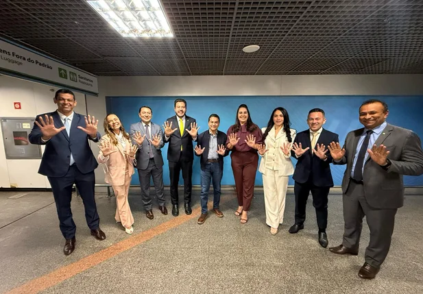 Capitão Fábio Abreu participa de reunião com lideranças nacionais do Republicanos em Brasília