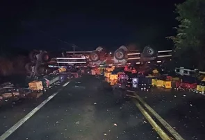 Carreta carregada de cerveja tomba e interdita BR 316 no Sul do Piauí
