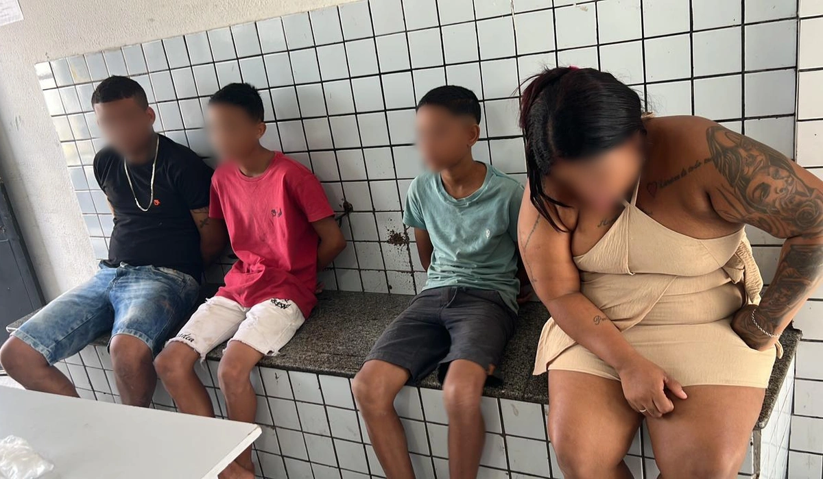 Casal e adolescentes foram conduzidos a Central de Flagrantes em Teresina