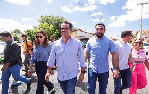 Ciro entregou o maior pacote de asfaltamento da história de Parnaíba com investimento de R$ 4,8 milhões