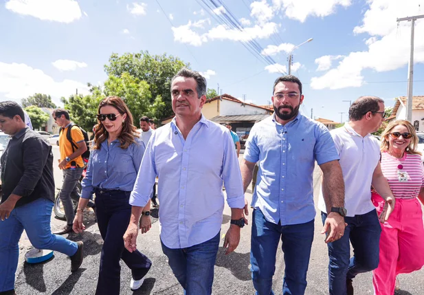 Ciro entregou o maior pacote de asfaltamento da história de Parnaíba com investimento de R$ 4,8 milhões