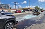 Colisão entre três veículos causa congestionamento na Avenida Miguel Rosa, em Teresina.