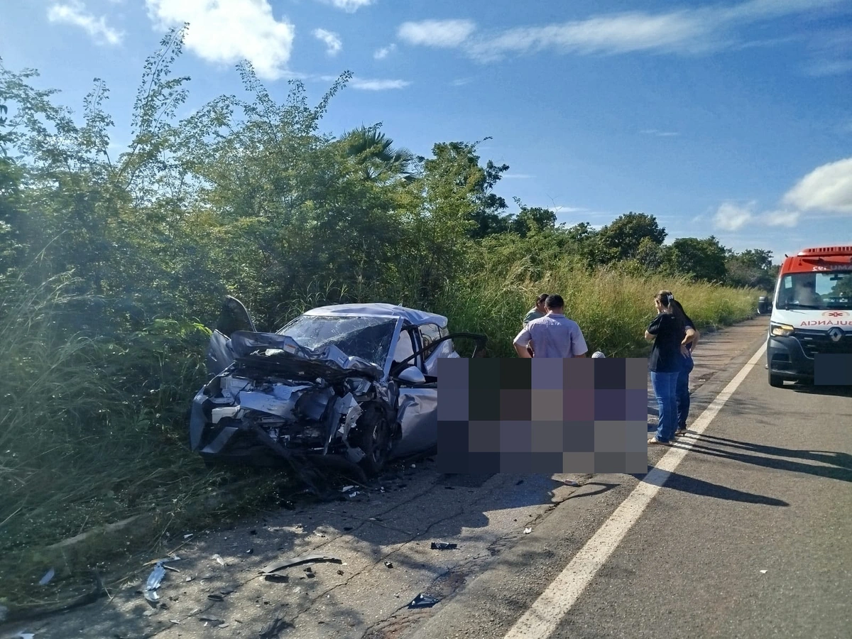 Colisão frontal entre dois carros deixa feridos na BR-343, em Buriti dos Lopes