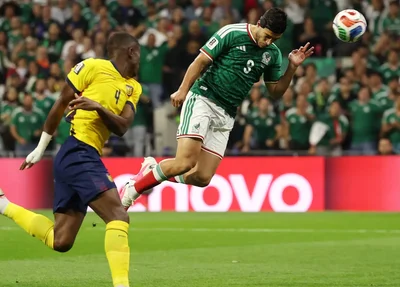 Confronto entre México e Equador, válido pelos 16-avos de final da Copa do Mundo