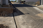 Construção de calçadas e sarjetas avança em Santo Antônio de Lisboa.