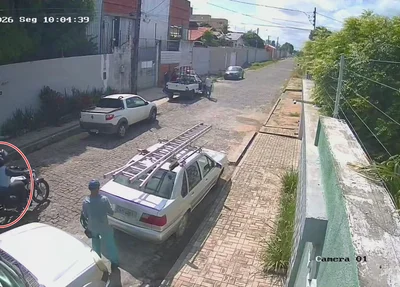 Criminosos assaltam jovens e levam joias e dinheiro na zona leste de Teresina