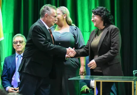Deputado federal Flávio Nogueira é homenageado com o título de cidadão piripiriense