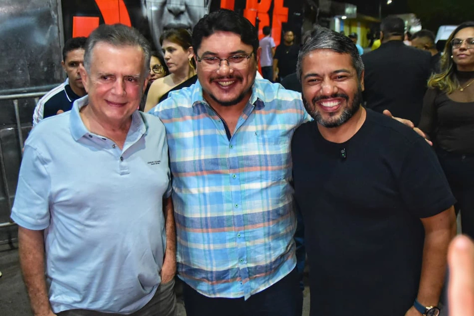 Deputado Flávio Nogueira participa do encerramento do São João "Daqui Pra Melhor" de Altos