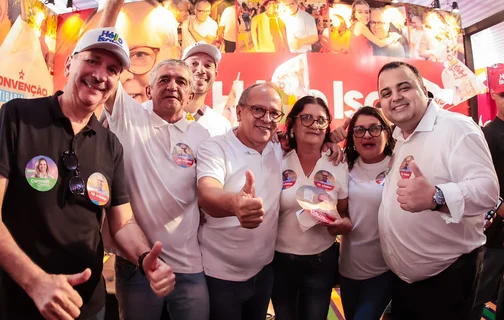 Deputado Hélio Isaías destaca parceria e compromisso com o povo durante convenção
