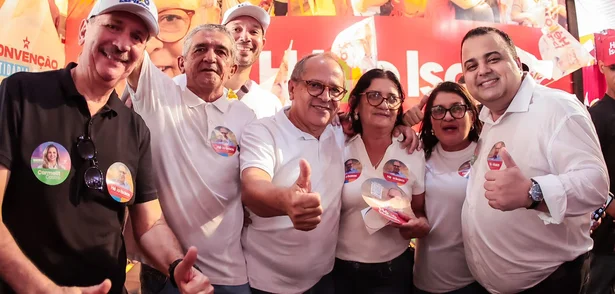 Deputado Hélio Isaías destaca parceria e compromisso com o povo durante convenção