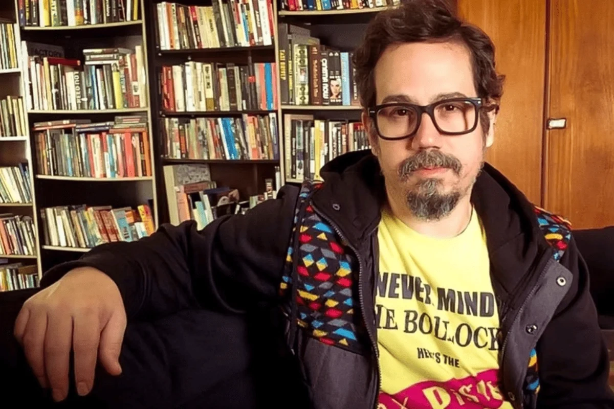 Diretor da Globo, Ricardo Spencer, é encontrado morto em apartamento em São Paulo