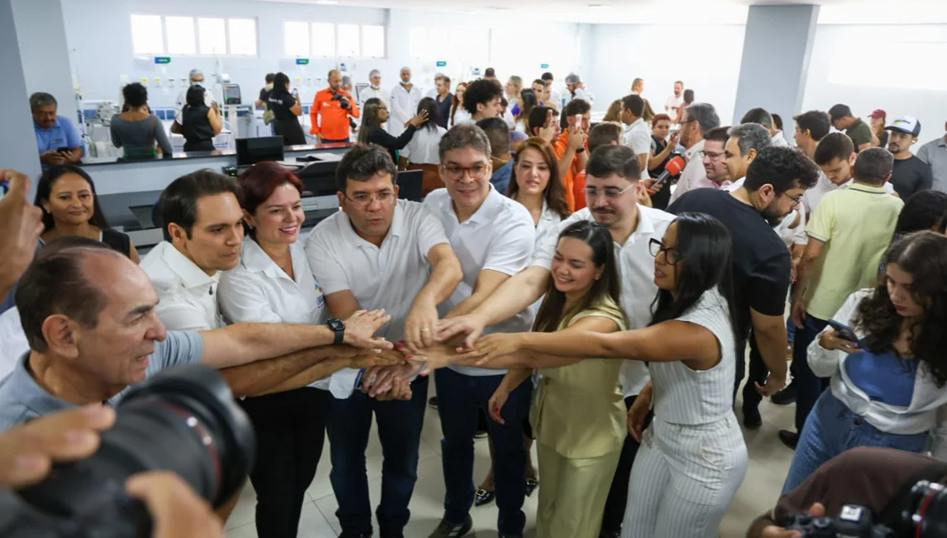 Dr. Gilberto Júnior inauguração da nova Unidade de Terapia Intensiva (UTI) e do serviço de tomografia