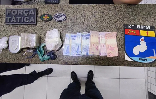 Drogas e dinheiro apreendidas na casa de Natanael da Silva