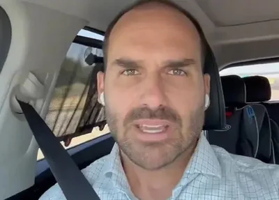 Eduardo Bolsonaro critica Moraes e afirma que ex-presidente vive "em cativeiro"