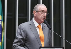 Flávio Dino manda bloquear R$ 6,1 milhões do ex-deputado Eduardo Cunha