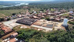 Entre as obras em andamento estão a construção de um campo society; uma quadra de beach tennis e futebol de areia; além de uma academia ao ar livre