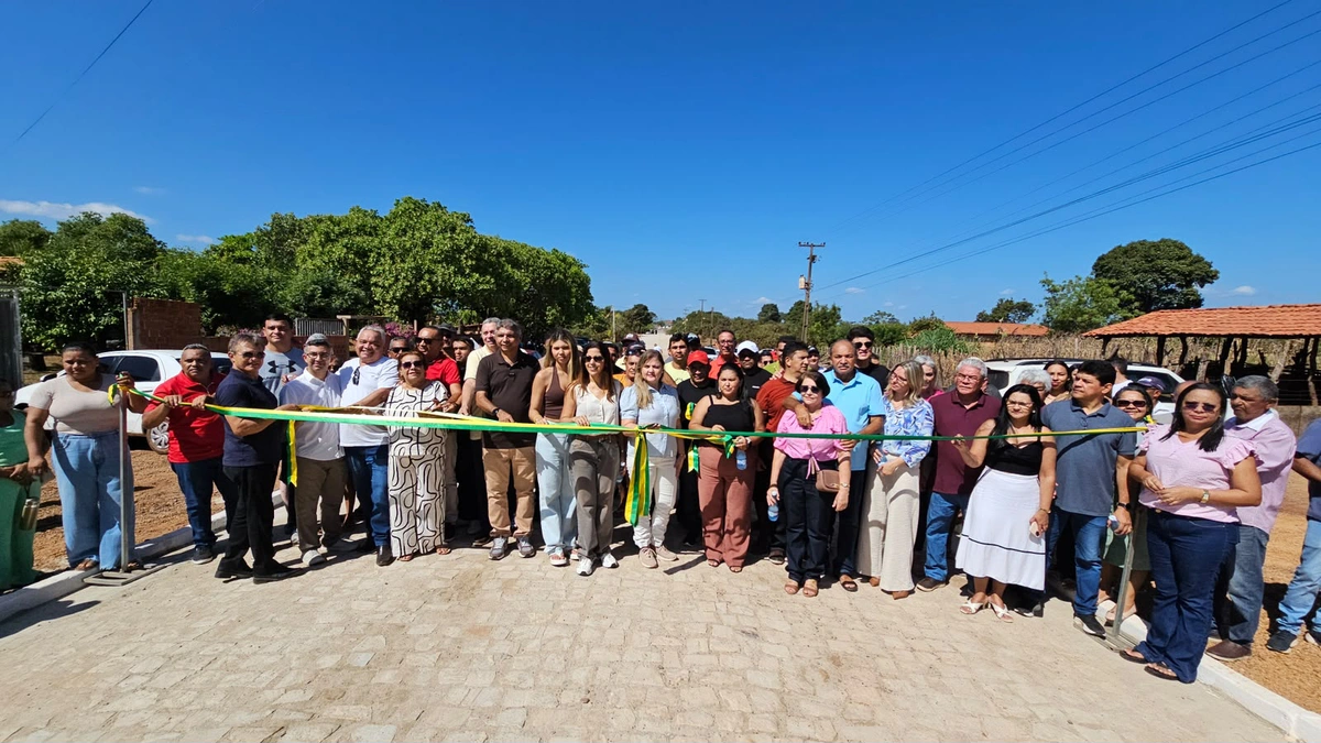 Entrega de pavimentação em Nossa Senhora de Nazaré