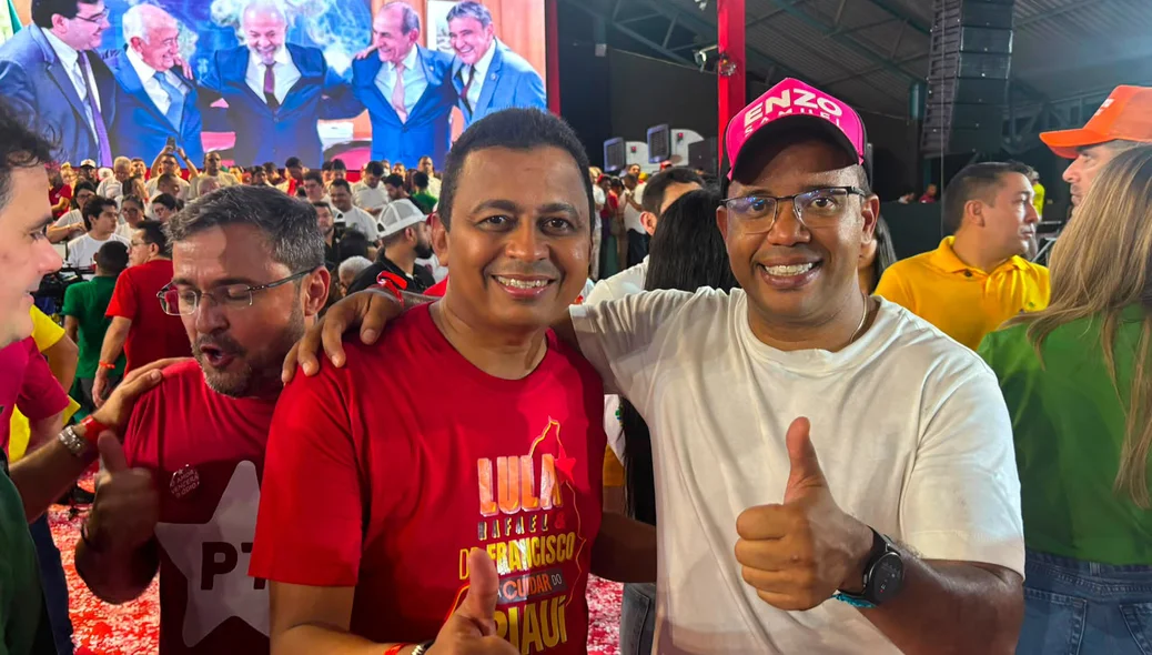 Enzo Samuel participa de convenção para oficializar candidatura a deputado estadual