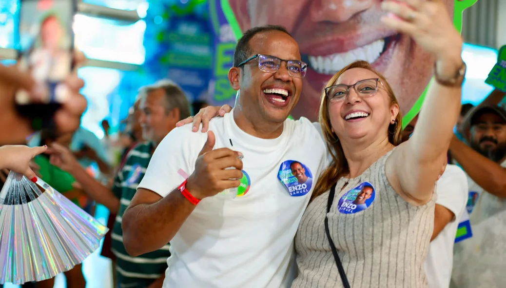 Enzo Samuel participa de convenção para oficializar candidatura a deputado estadual