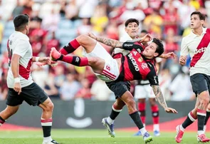 Flamengo vence o Benfica por 2 a 1 e conquista o Troféu do Algarve