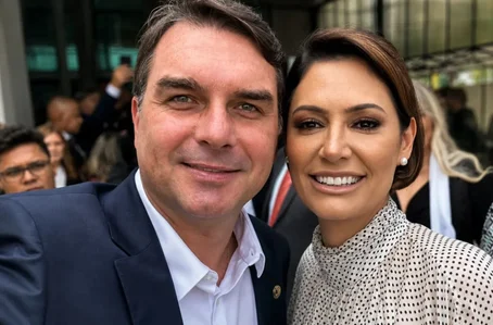 Flávio Bolsonaro diz não ter mais relações com Michelle Bolsonaro