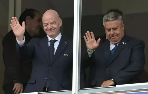 Gianni Infantino e Claudio Tapia lado a lado