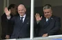Gianni Infantino e Claudio Tapia lado a lado