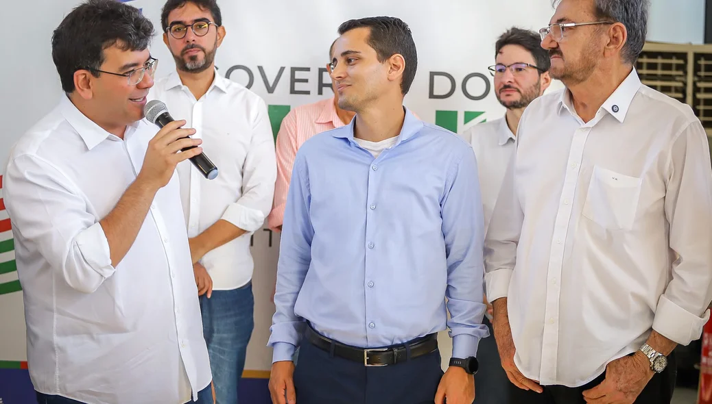 Governador Rafael Fonteles e diretor-presidente da Companhia Ferroviária e de Logística do Piauí, Rafael Veloso Nunes