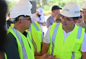 Governador Rafael Fonteles vistoria obras do Parque de Eventos em Ribeiro Gonçalves