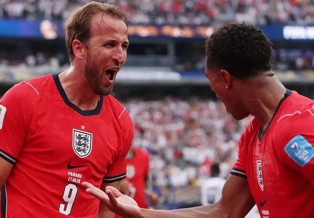 Harry Kane, artilheiro da Inglaterra, comemora seu gol contra o Panamá