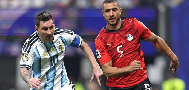 Jogo entre Argentina e Egito pela Copa do Mundo