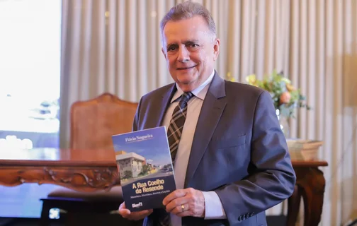 LIVRO DE FLÁVIO NOGUEIRA PASSA A INTEGRAR O ACERVO DA BIBLIOTECA DO CONGRESSO DOS EUA