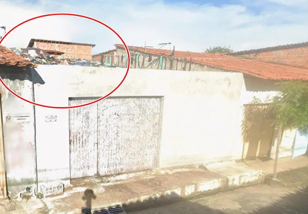 Lixo em cima da casa