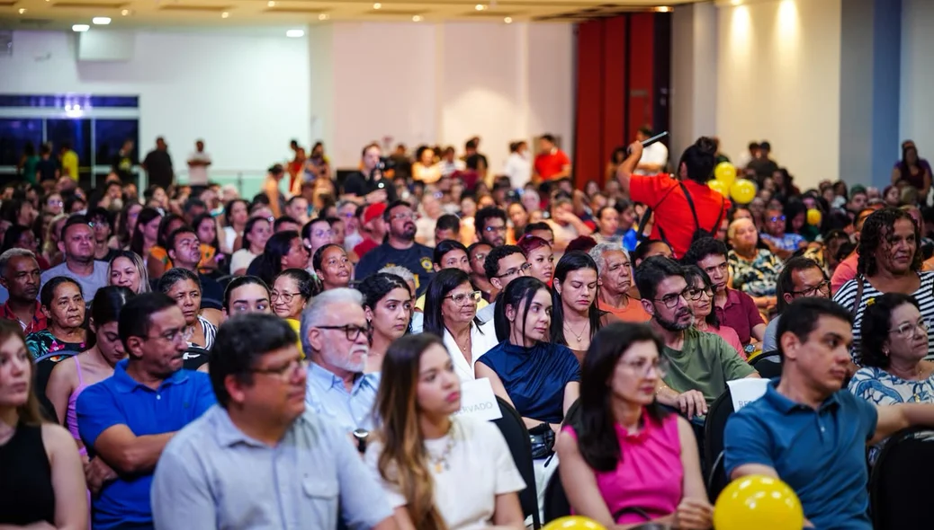 Marquinho Maia reúne mais de mil pessoas em reunião com os pré-candidatos Júlio César Filho e Georgiano Neto