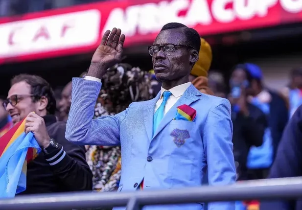 Michel Kuka Mboladinga, torcedor símbolo da RD do Congo