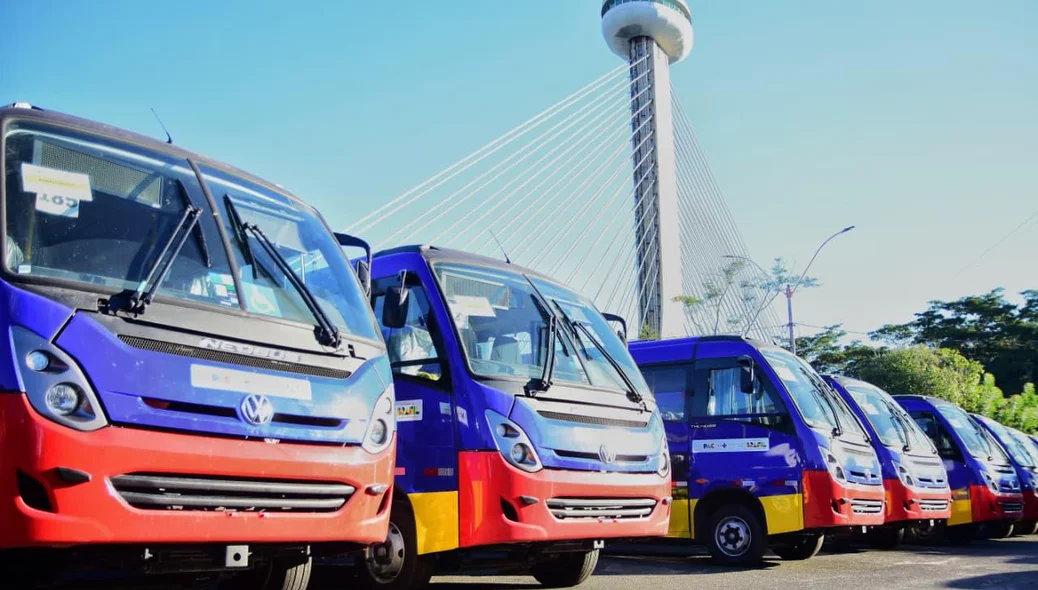 Micro-ônibus do SUS
