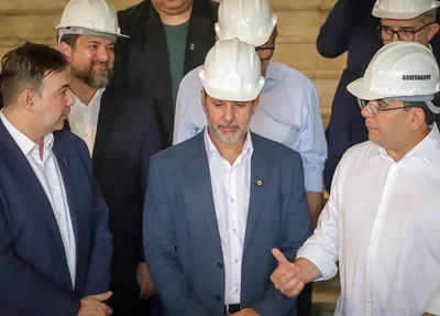 Ministro Leonardo Barchini em agenda com o governador Rafael Fonteles