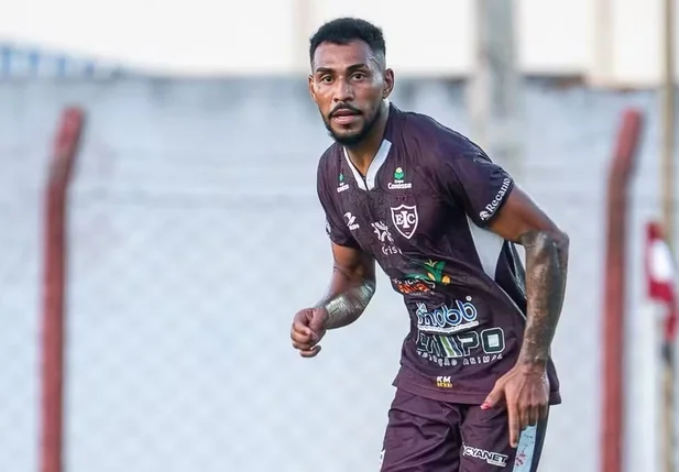 Ninho, ex-volante do Inhumas-GO