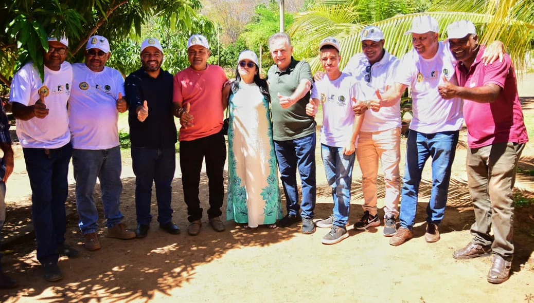 Novo projeto agrícola prevê um consórcio de culturas, integrando o cacau, o caju e a mandioca