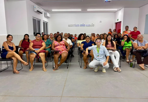 Oficina de Boas Práticas na Fabricação e Manipulação de Alimentos capacita empreendedores em Esperantina