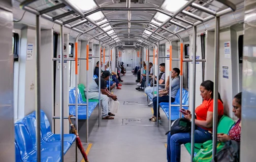 Passageiros no metrô de Teresina