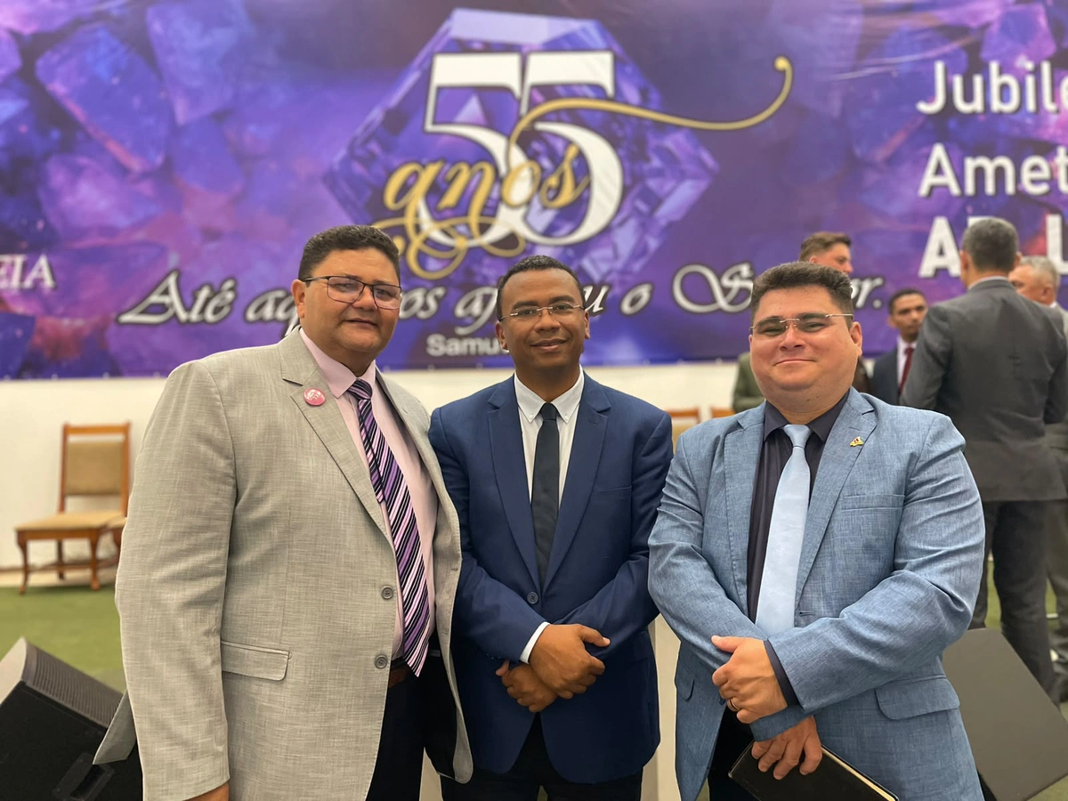 Pastores e vereador Geraldin em celebração na Assembleia de Deus em Uruçuí