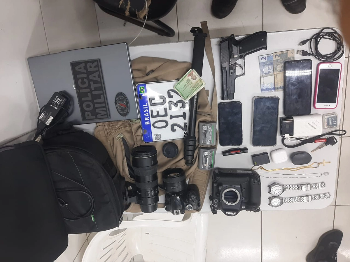 Pertences do fotógrafo recuperados pela PM em TImon