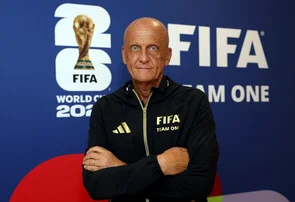 Chefe de arbitragem da FIFA defende atuação do árbitro no jogo Argentina x Egito