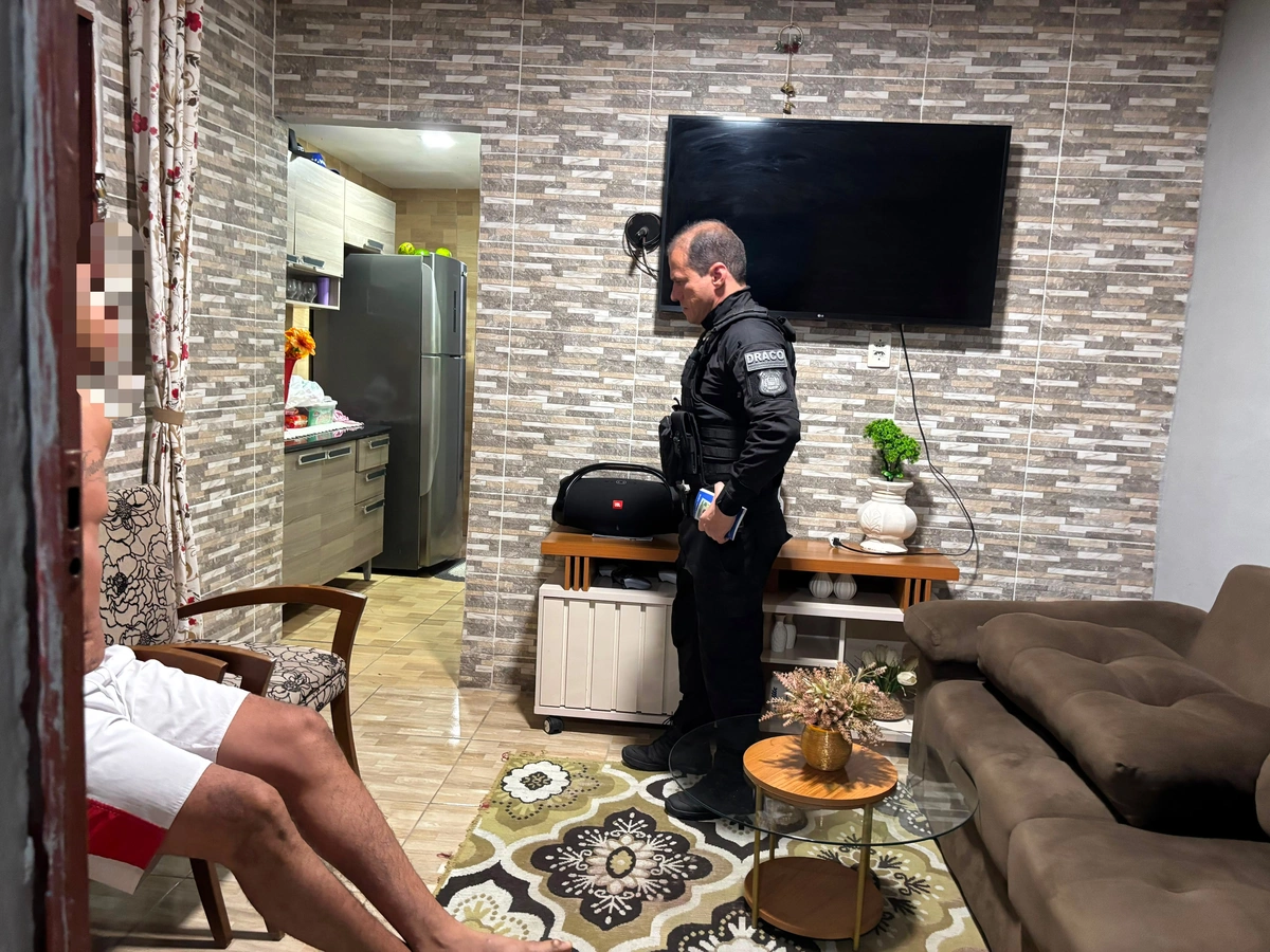 Polícia prende 10 pessoas em Teresina por fraude em linhas telefônicas para aplicar golpes