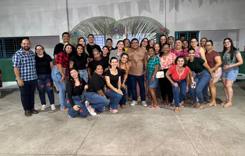 Prefeita Ivanária Sampaio participa do Arraiá da Melhor Idade