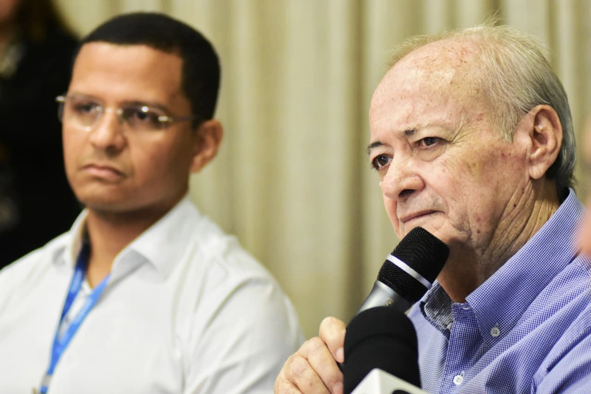 Prefeito Sílvio Mendes e o secretário Ismael Silva