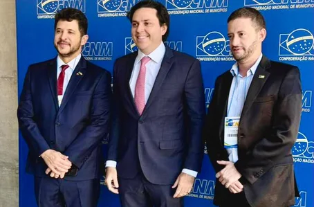 Prefeitos Luciano Filho, Pompílio Evaristo e Guilherme Maia