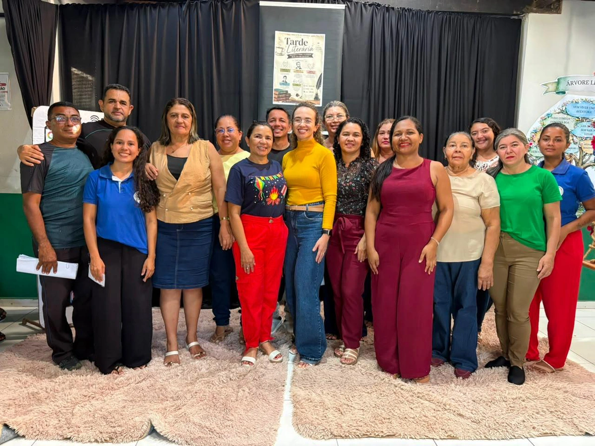 Prefeitura de Esperantina promove Projeto de Leitura com Tarde Literária na Escola Municipal Francisco José do Rêgo Castro, na localidade Amargosa
